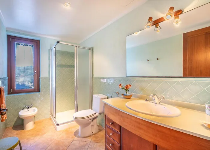 Villa Lolivar Canaves By Vintage Travel