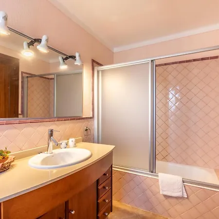 Villa Lolivar Cánaves By Vintage Travel Pollença