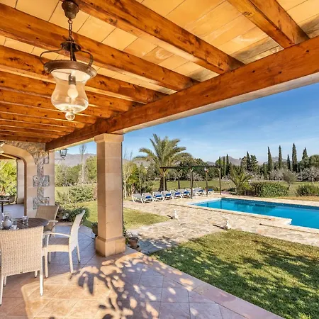 Villa Lolivar Canaves
