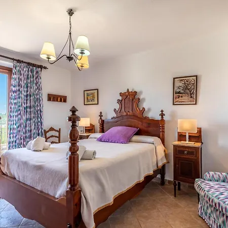 Villa Lolivar Cánaves By Vintage Travel Pollença