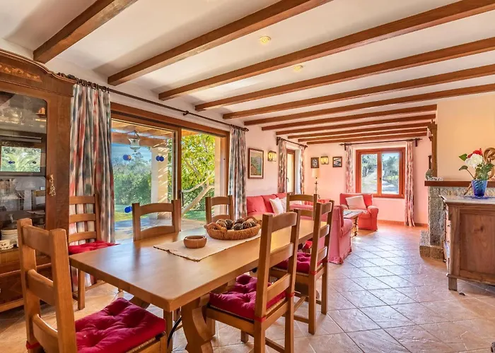 Lolivar Canaves By Vintage Travel Villa