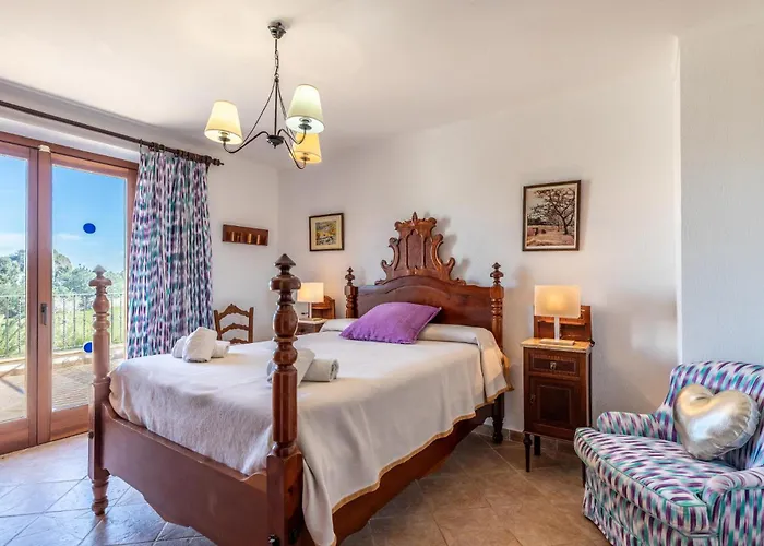 Willa Lolivar Canaves By Vintage Travel Pollensa