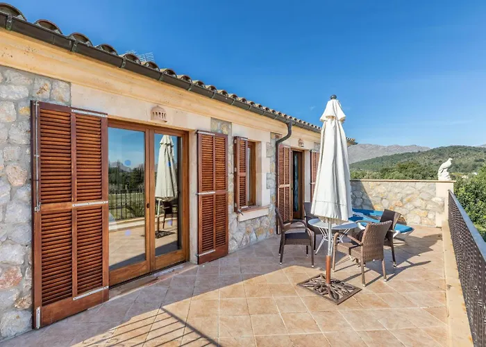 Lolivar Canaves By Vintage Travel * Pollensa