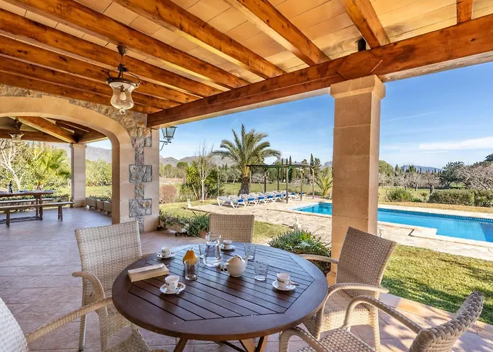 Villa Lolivar Canaves By Vintage Travel