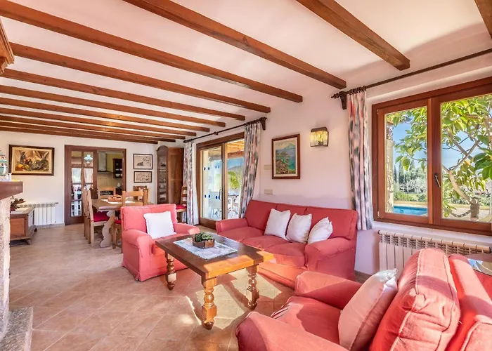 Lolivar Canaves By Vintage Travel ポレンサ